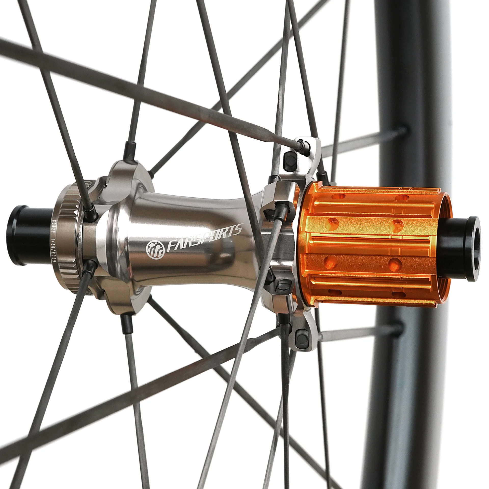 FARSPORTS 自社設計の軽量ラチェットハブ